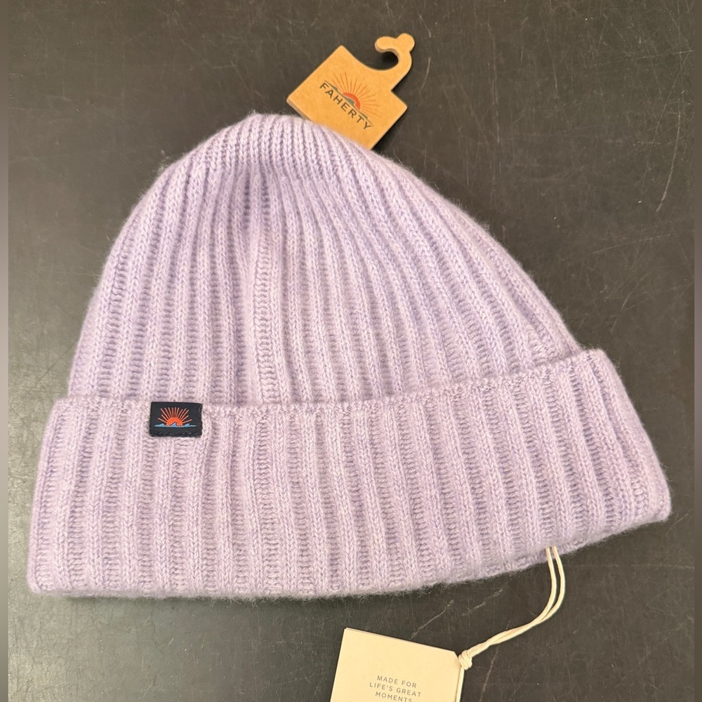 Faherty 100% Cashmere Ribbed Beanie, Purple, Brand-new! $128 MSRP.